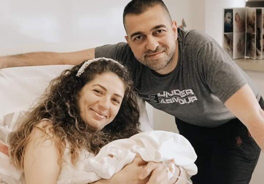 Sinemis dünyaya geldi.